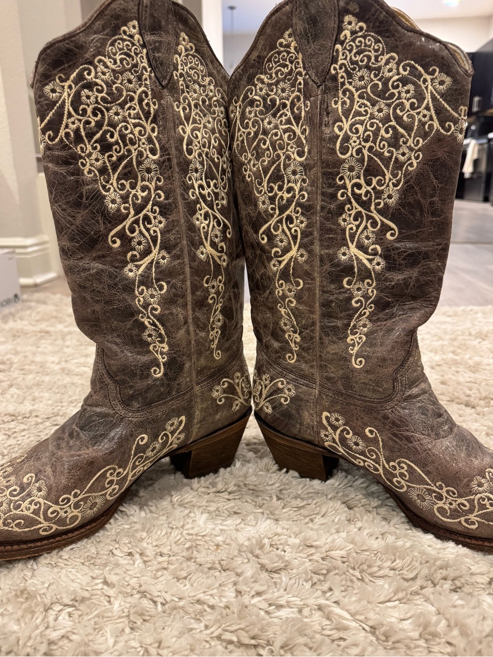 Women’s Brown Embroidered Heeled Cowboy Boots